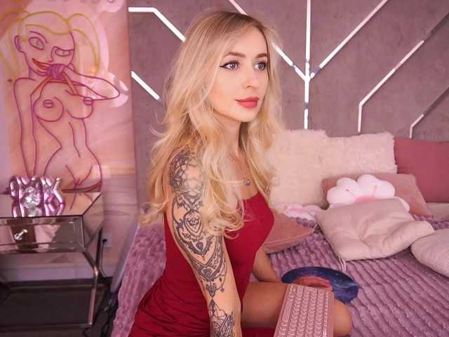 CandyGraces live cam on BongaCams