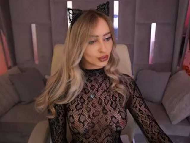 CandyGraces live cam on BongaCams