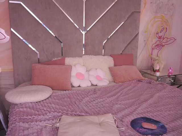 CandyGraces live cam on BongaCams