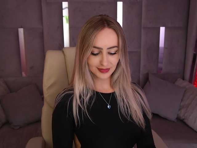 CandyGraces live cam preview