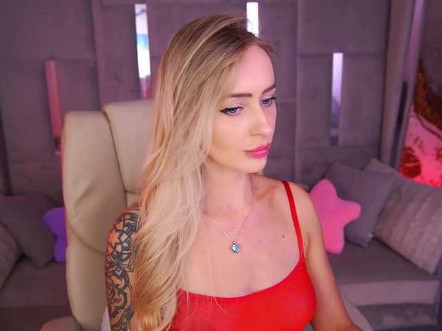 CandyGraces live cam on BongaCams