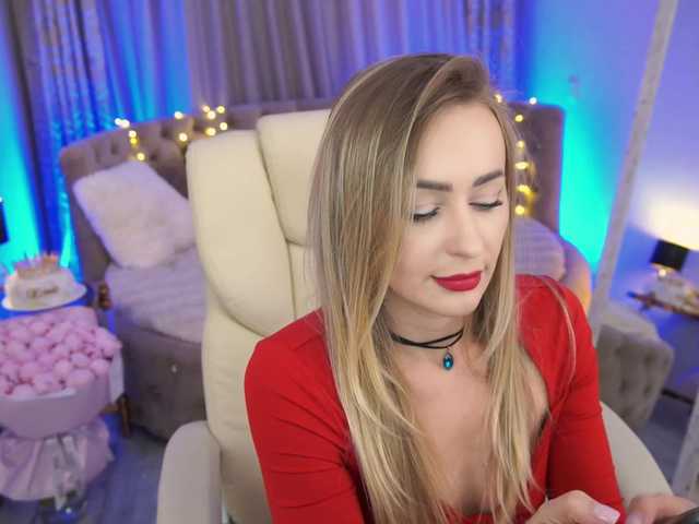 CandyGraces webcam