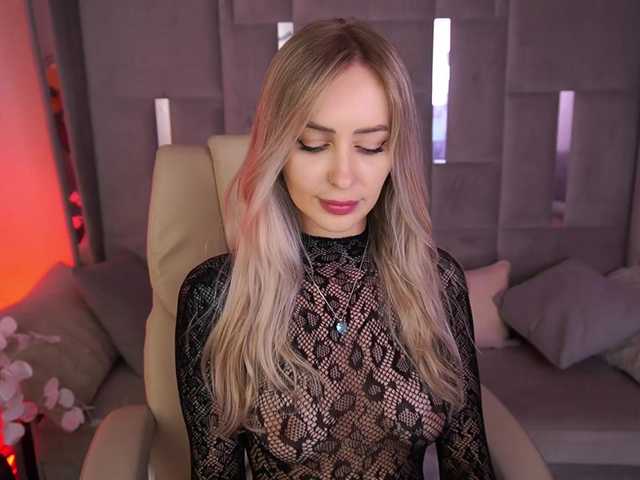 CandyGraces live cam on BongaCams