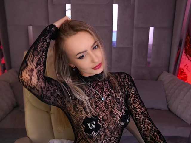 CandyGraces live cam on BongaCams