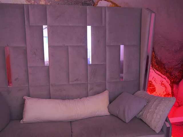 CandyGraces live cam on BongaCams