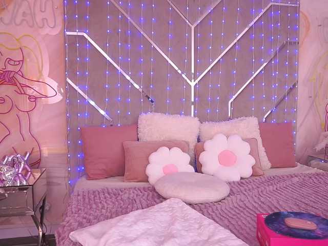 candygraces cam belle