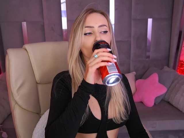 CandyGraces live cam on BongaCams