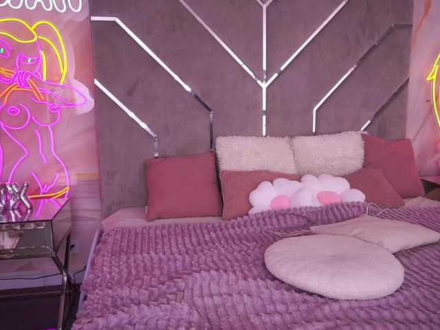 CandyGraces live cam on BongaCams