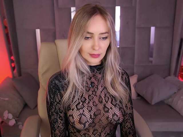 CandyGraces live cam on BongaCams