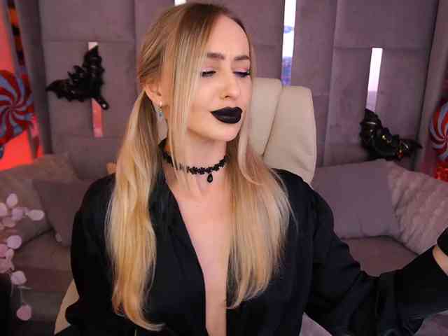 CandyGraces webcam