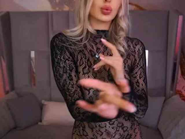 CandyGraces webcam