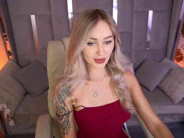 CandyGraces webcam