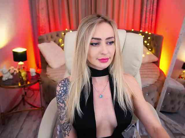 CandyGraces webcam