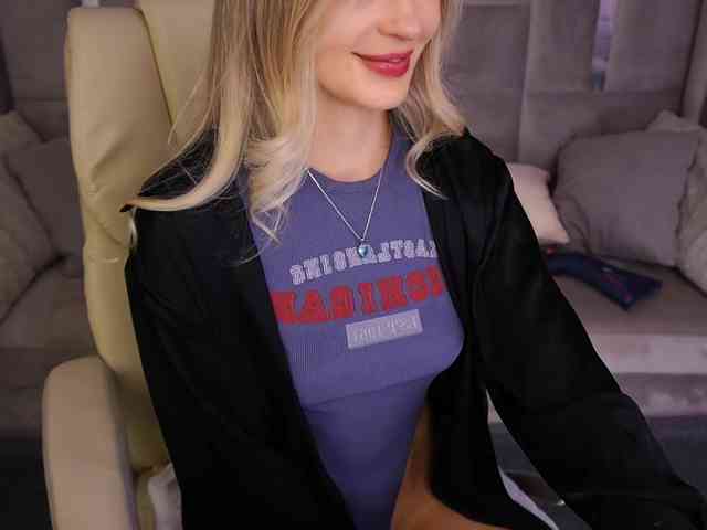 CandyGraces webcam