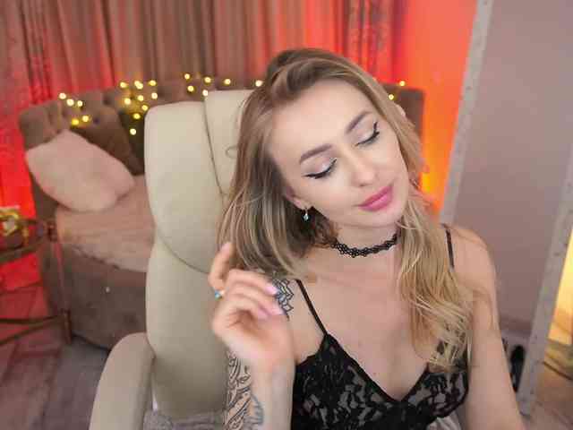 CandyGraces webcam