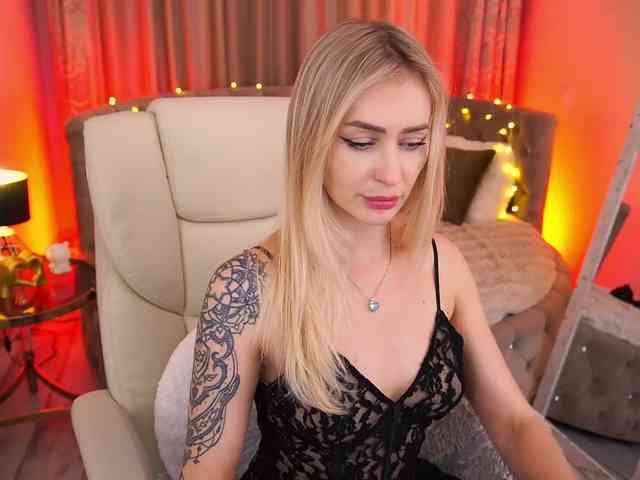 CandyGraces Live Webcam on BongaCams