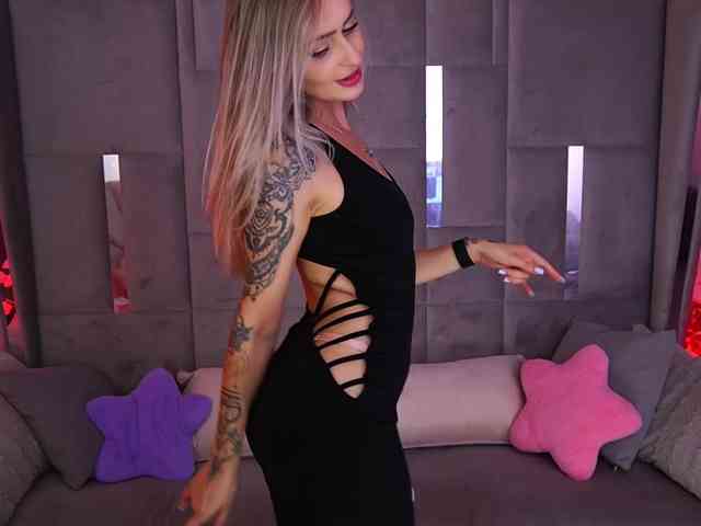 CandyGraces webcam