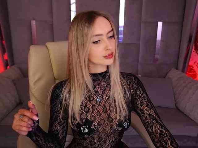 CandyGraces webcam