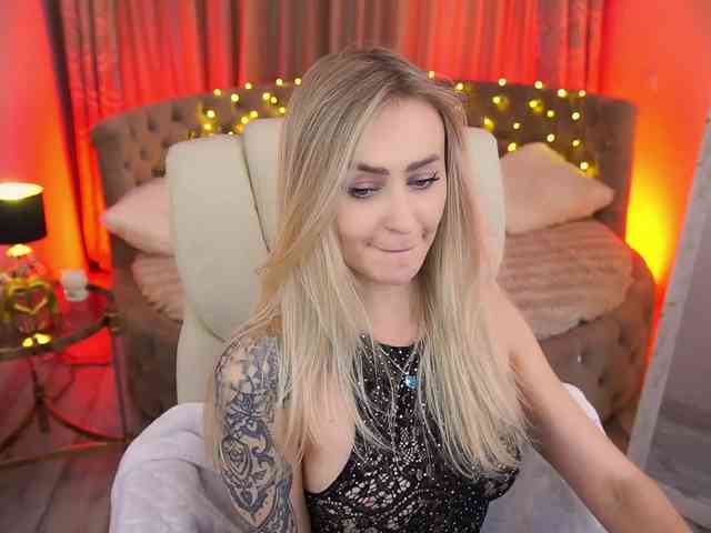 CandyGraces webcam