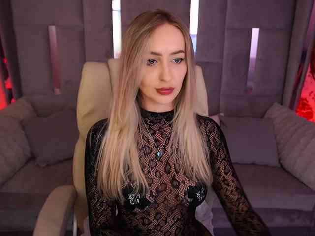 CandyGraces webcam