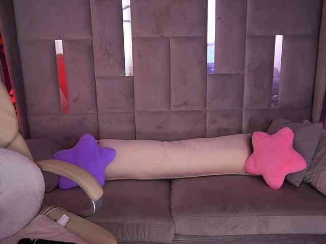 CandyGraces webcam