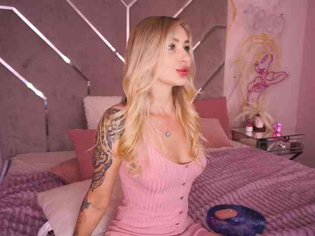 CandyGraces webcam