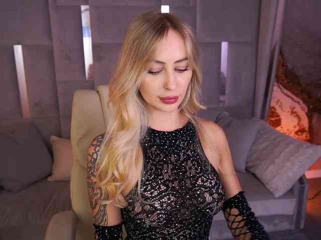 CandyGraces webcam
