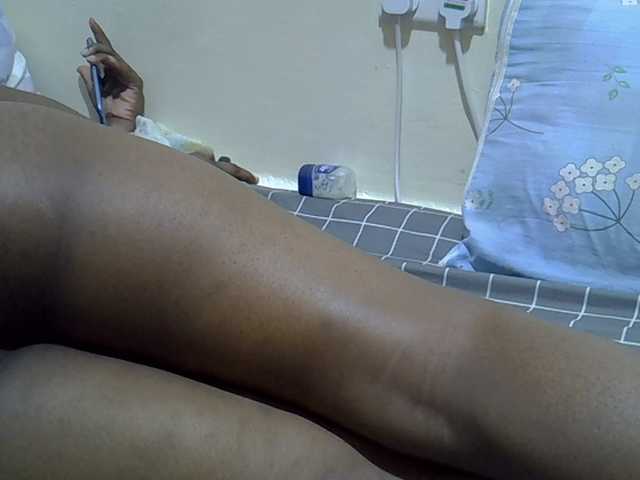 sweetval1 live cam on BongaCams