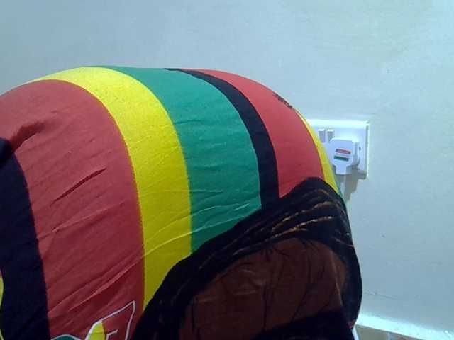 sweetval1 live webcam show