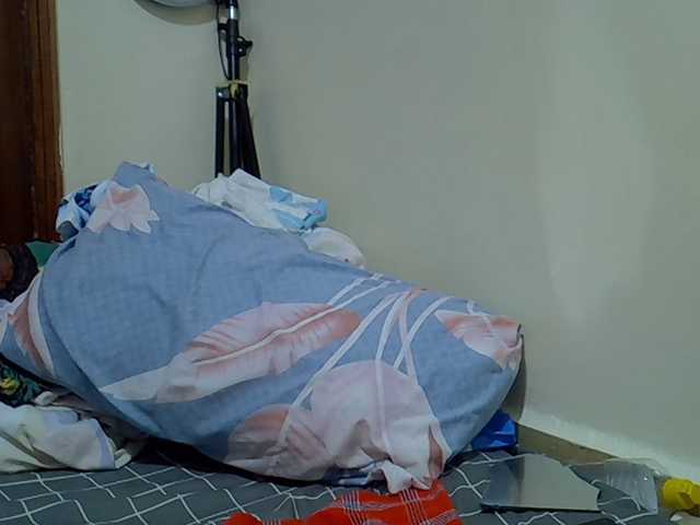 sweetval1 live cam on BongaCams