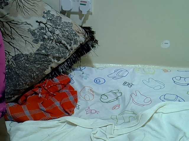 sweetval1 live cam on BongaCams