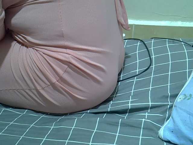 sweetval1 live webcam show