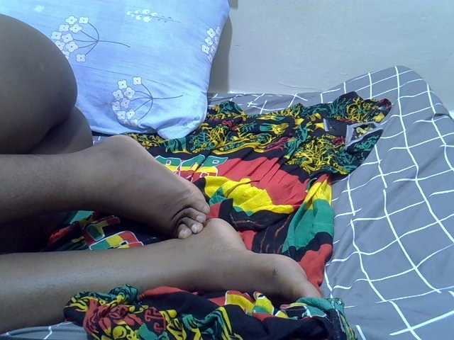 sweetval1 live cam on BongaCams