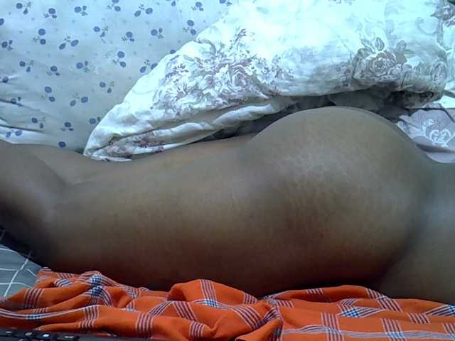 sweetval1 live cam on BongaCams