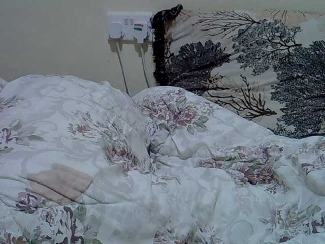 sweetval1 live cam on BongaCams