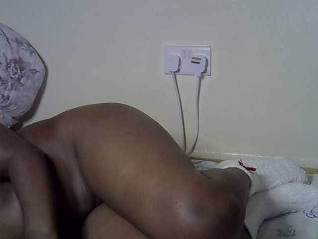 sweetval1 live cam on BongaCams