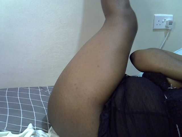 sweetval1 live cam on BongaCams