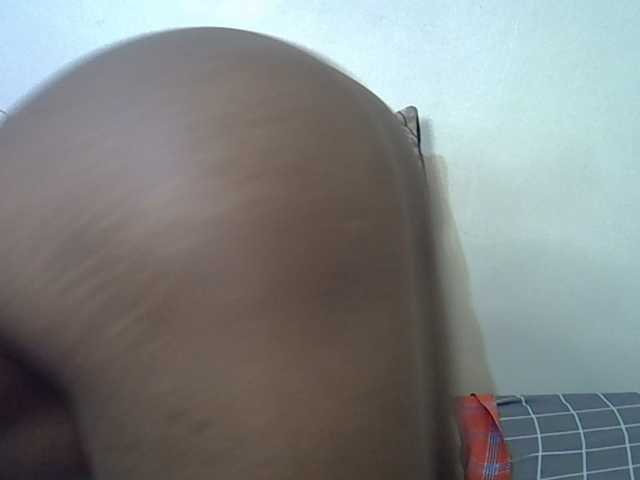 sweetval1 live cam on BongaCams