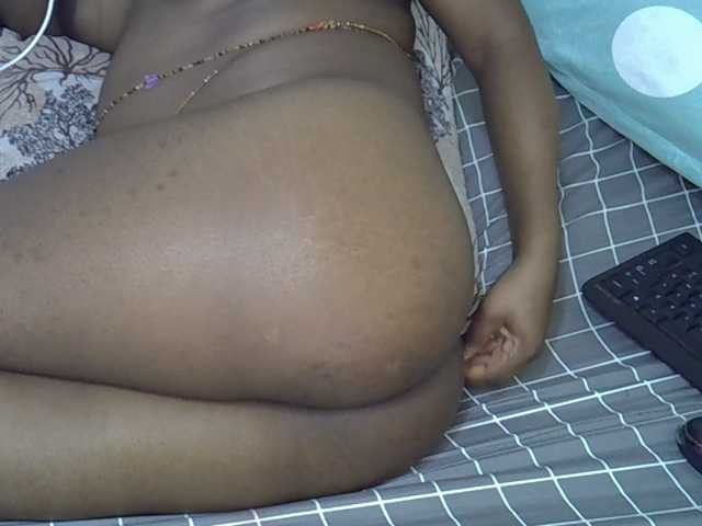 sweetval1 live cam on BongaCams
