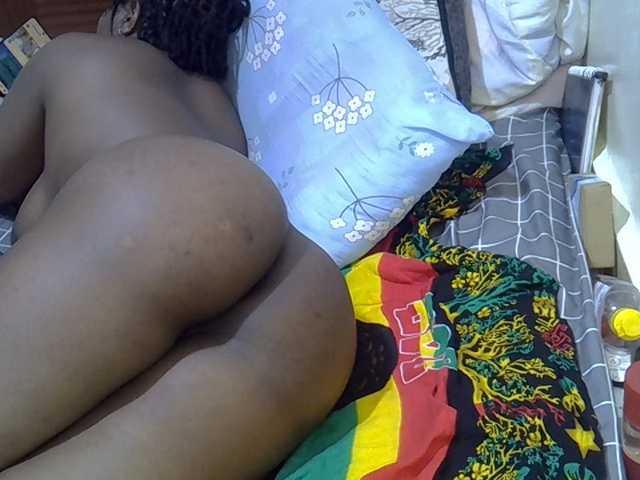 sweetval1 live webcam show