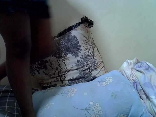 sweetval1 live cam on BongaCams