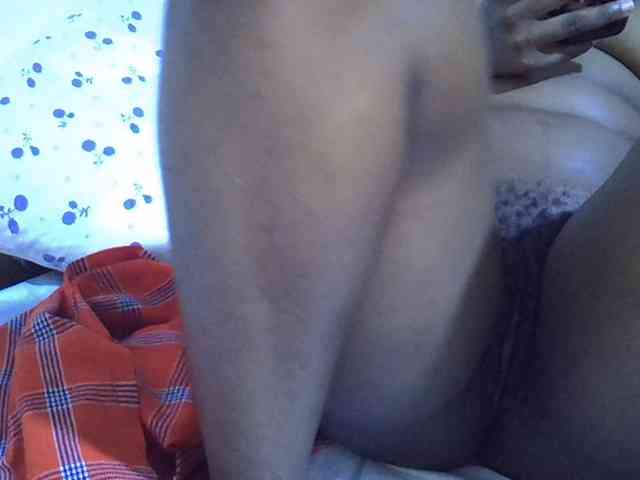 sweetval1 webcam
