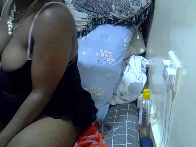 sweetval1 webcam