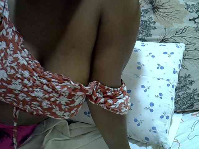 sweetval1 webcam