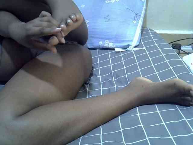 sweetval1 webcam