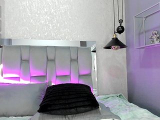 Annie-Pleasure Porn Show