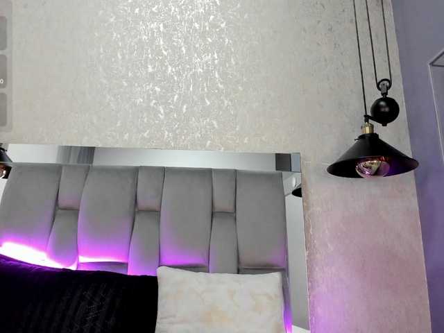Annie-Pleasure live cam on BongaCams