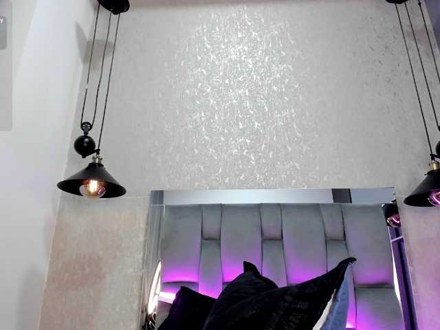Annie-Pleasure live cam on BongaCams
