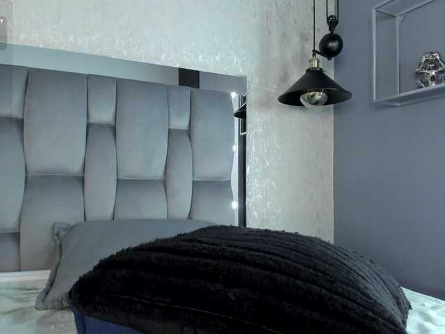 Annie-Pleasure live cam on BongaCams