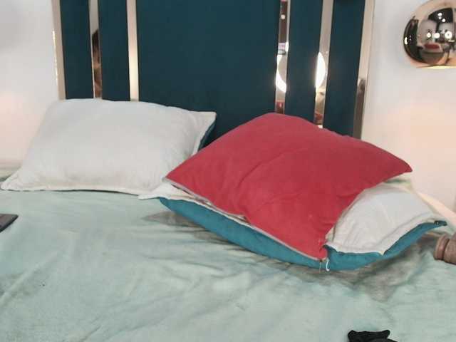 Annie-Pleasure live cam on BongaCams